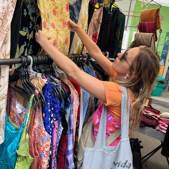 Meet your Posher, Vanessa - Picture 2 of 5